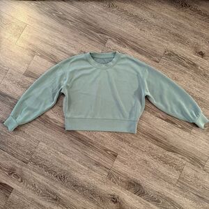 Lululemon Softstreme Perfectly Oversized Cropped Crew